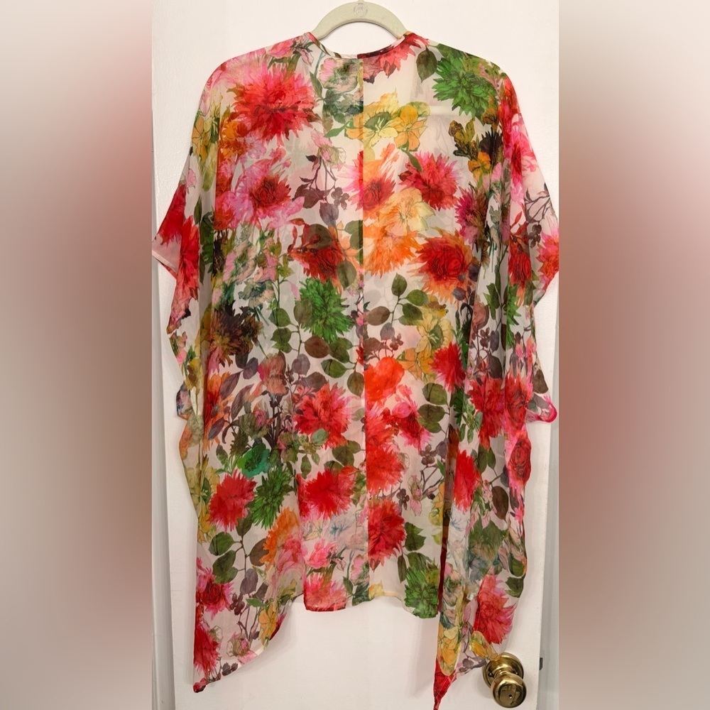 St. John Collection Silk Floral Kimono Blouse One Size - Picture 2 of 7